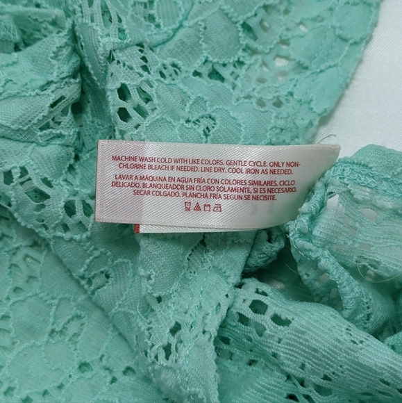 No Boundaries Women's Medium 7-9 Bright Teal Blue Lace Short Sleeve Peplum Top - Picture 7 of 12